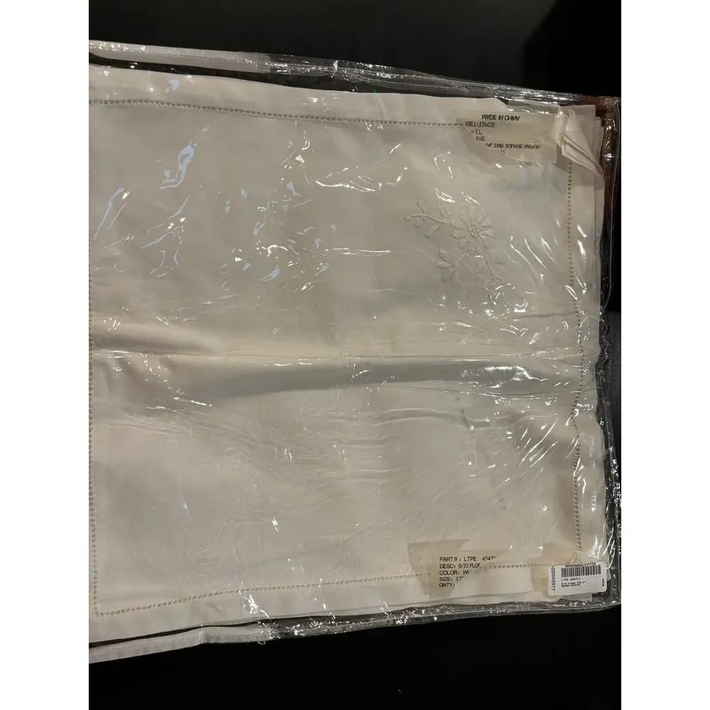Ross Simmons Floral Embroidered Square Napkins Set of 12 NEW